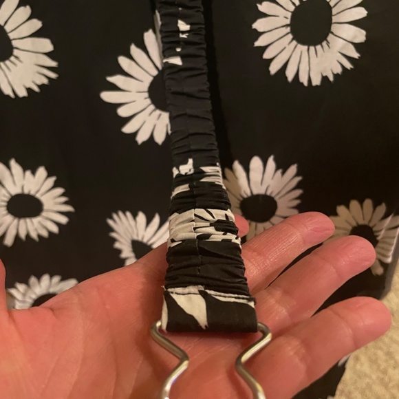 Gap floral dress with belt - Picture 2 of 6